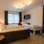 Direkt Am - Bodenseeresidenz In * Bodman-Ludwigshafen
