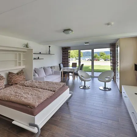 Direkt Am - Bodenseeresidenz In * Bodman-Ludwigshafen