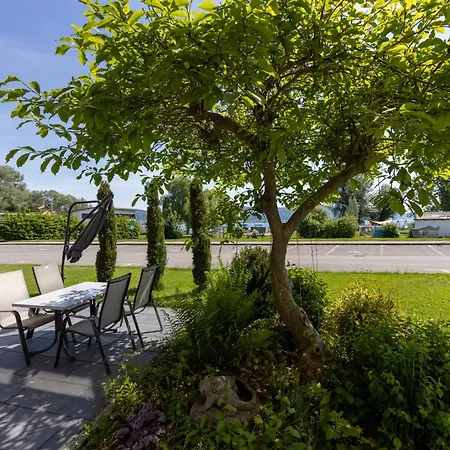 Direkt Am - Bodenseeresidenz In Bodman-Ludwigshafen