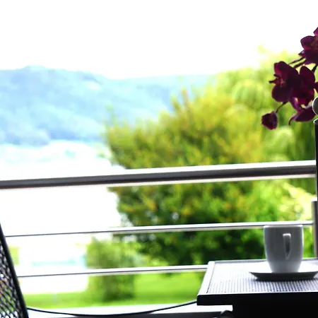 Direkt Am - Bodenseeresidenz In Διαμέρισμα *